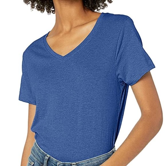 Hanes Tops - NWT Hanes Classic Cotton Staple V-Neck Tee Shirt.